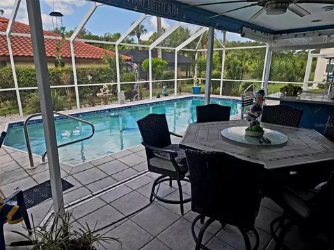 Exterior - 4236 Pro Am Ave E, Bradenton, FL 34203 photo 6 of 22