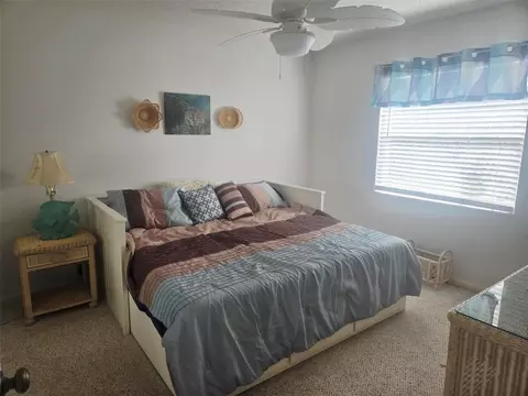 Bedroom - 4236 Pro Am Ave E, Bradenton, FL 34203 photo 5 of 10