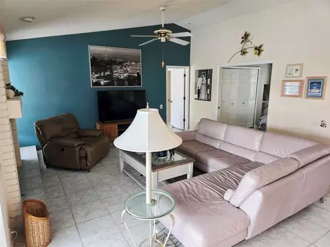 Living - 4236 Pro Am Ave E, Bradenton, FL 34203 photo 3 of 7