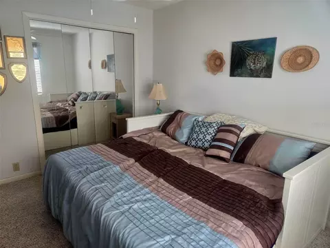 Bedroom - 4236 Pro Am Ave E, Bradenton, FL 34203 photo 4 of 10