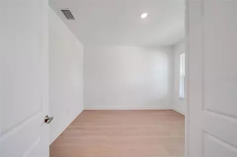 Bedroom - 3673 142nd Ter E, Parrish, FL 34219 photo 4 of 8