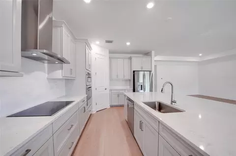 Kitchen - 3673 142nd Ter E, Parrish, FL 34219 photo 4 of 6