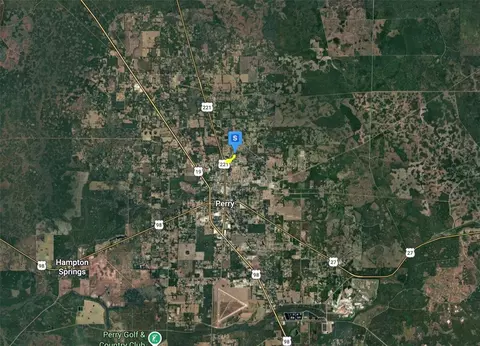 400 Elm St, Perry, FL 32347 photo 3
