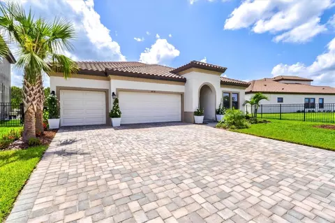 Exterior - 8818 Eastwyck Dr, Parrish, FL 34219 photo 14 of 31