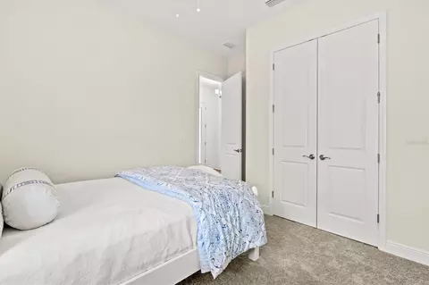 Bedroom - 8818 Eastwyck Dr, Parrish, FL 34219 photo 7 of 7