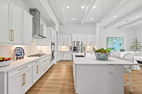Kitchen - 8818 Eastwyck Dr, Parrish, FL 34219 photo 3 of 8