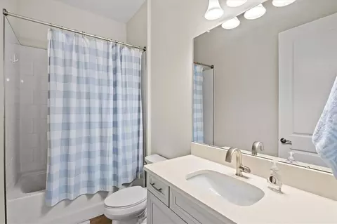 Bath - 8818 Eastwyck Dr, Parrish, FL 34219 photo 4 of 4