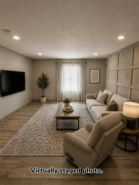 Living - 175 Smith St, Mulberry, FL 33860 photo 3 of 3