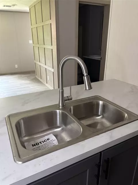 Kitchen - 175 Smith St, Mulberry, FL 33860 photo 6 of 6