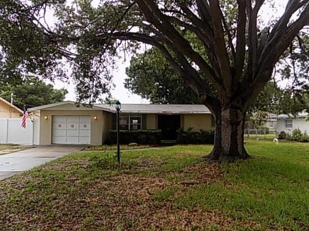 2173 Fiesta Dr, Sarasota, FL 34231