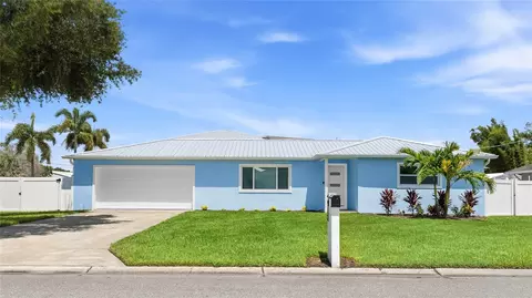 912 21st Ave W, Palmetto, FL 34221