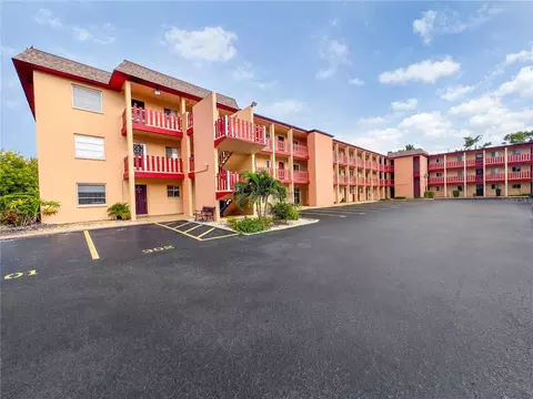4204 Heron Way #B304, Bradenton, FL 34205