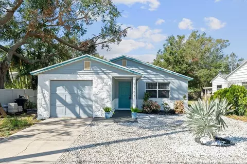 1105 58th St S, Saint Petersburg, FL 33707