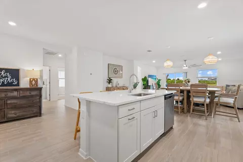 Kitchen - 10032 Last Light Gln, Parrish, FL 34219 photo 6 of 6