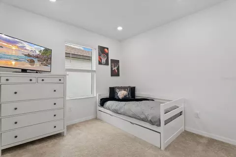 Bedroom - 10032 Last Light Gln, Parrish, FL 34219 photo 6 of 6
