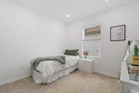 Bedroom - 10032 Last Light Gln, Parrish, FL 34219 photo 5 of 6