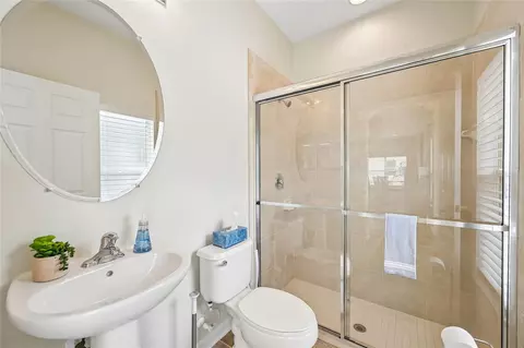 Bath - 8124 115th Ave E, Parrish, FL 34219 photo 1 of 4