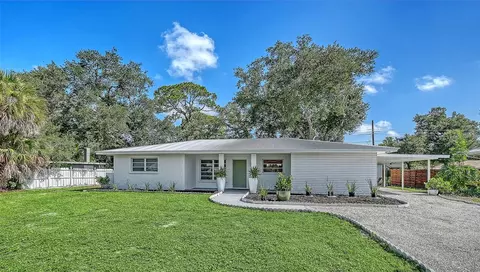 2719 Temple St, Sarasota, FL 34239