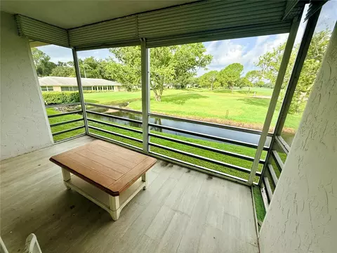 7880 Palm Aire Ln #203, Sarasota, FL 34243