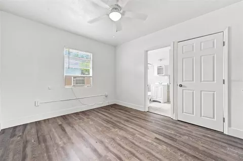 Bedroom - 2425 9th Ave E, Bradenton, FL 34208 photo 2 of 4