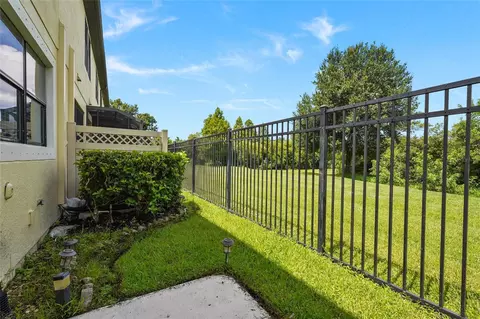 Exterior - 5274 78th St Cir E, Bradenton, FL 34203 photo 4 of 15