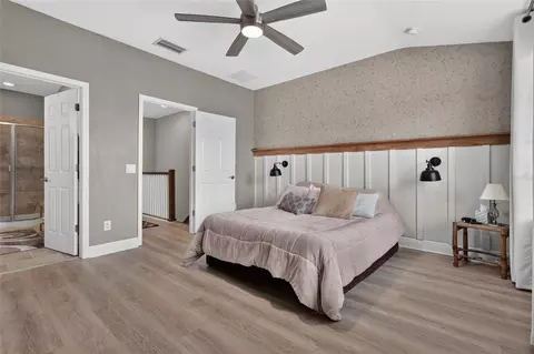 Bedroom - 5274 78th St Cir E, Bradenton, FL 34203 photo 3 of 5