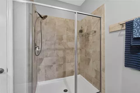 Bath - 5274 78th St Cir E, Bradenton, FL 34203 photo 5 of 7
