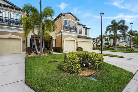 Exterior - 5274 78th St Cir E, Bradenton, FL 34203 photo 8 of 15