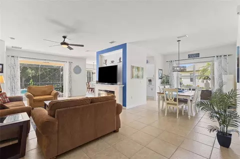 Living - 11739 Fennemore Way, Parrish, FL 34219 photo 3 of 5