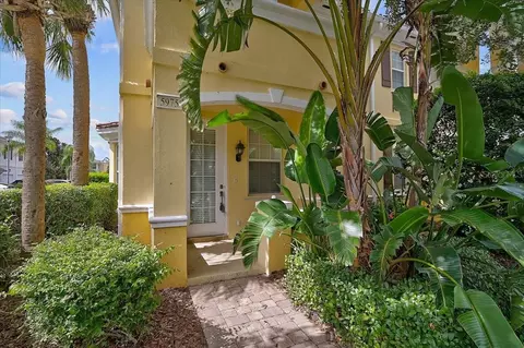 5975 Giardino Ln, Sarasota, FL 34232