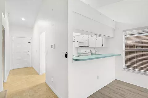 Entry Way - 13616 Laraway Dr, Riverview, FL 33579 photo 2 of 2