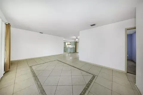 Living - 2077 Druid Rd E, Clearwater, FL 33764 photo 5 of 10