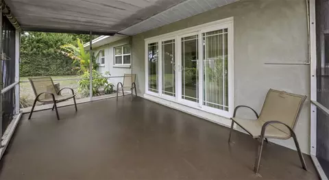 Exterior - 2077 Druid Rd E, Clearwater, FL 33764 photo 16 of 20