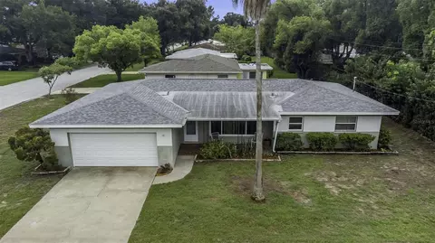 View/Area - 2077 Druid Rd E, Clearwater, FL 33764 photo 1 of 6