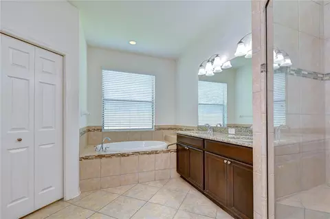 Bath - 8443 White Poplar Dr, Riverview, FL 33578 photo 2 of 5