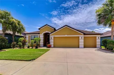Exterior - 8443 White Poplar Dr, Riverview, FL 33578 photo 8 of 34