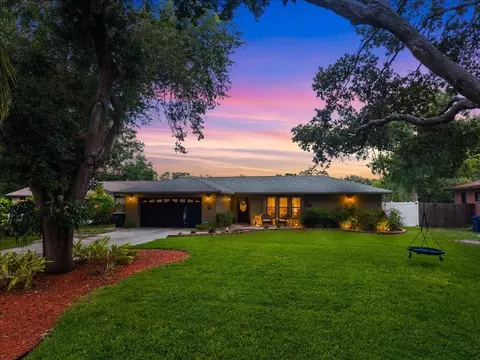 4346 Meadowland Cir, Sarasota, FL 34233