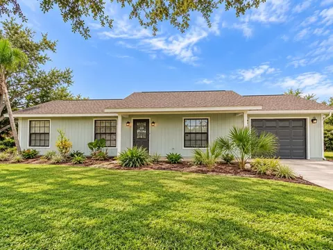 6232 Roberta Dr, Englewood, FL 34224