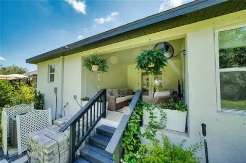 Exterior - 9406 43rd Ct E, Parrish, FL 34219 photo 4 of 6