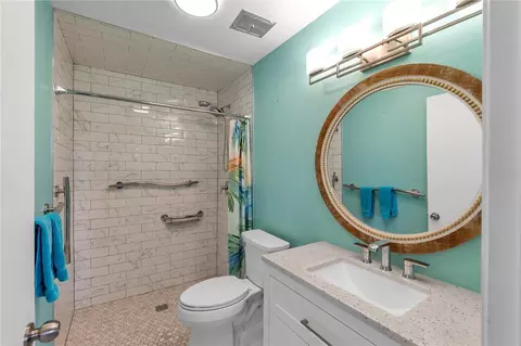 Bath - 511 Lakeside Dr #511, Bradenton, FL 34210 photo 2 of 2