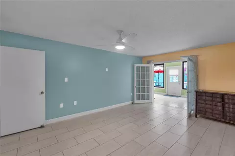Other - 511 Lakeside Dr #511, Bradenton, FL 34210 photo 3 of 9