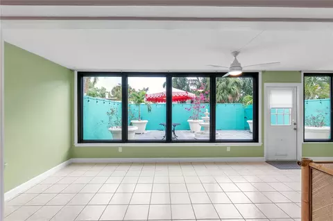 Other - 511 Lakeside Dr #511, Bradenton, FL 34210 photo 5 of 9