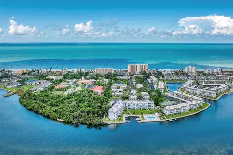 534 Sutton Pl #534, Longboat Key, FL 34228