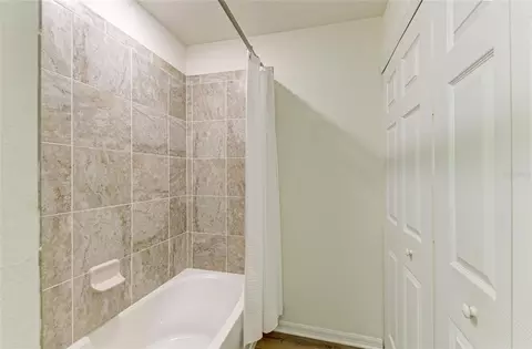 Bath - 17520 Gawthrop Dr #304, Bradenton, FL 34211 photo 6 of 6