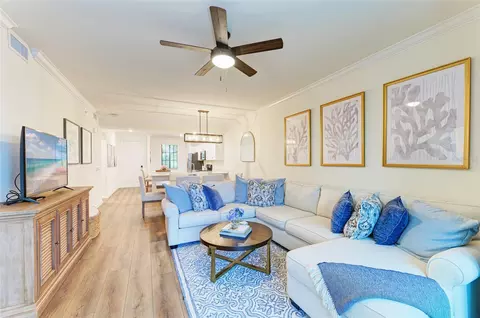 Living - 17520 Gawthrop Dr #304, Bradenton, FL 34211 photo 4 of 5