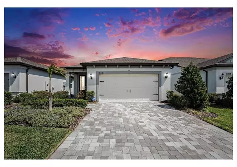 Exterior - 10418 Spring Tide Way, Parrish, FL 34219 photo 8 of 9