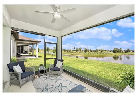 Exterior - 10418 Spring Tide Way, Parrish, FL 34219 photo 4 of 9