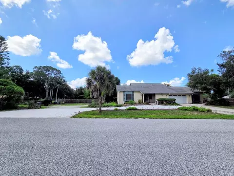 4841 Sunday Ct, Sarasota, FL 34235