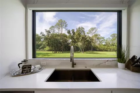 Kitchen - 20307 74th Ave E, Bradenton, FL 34202 photo 9 of 13