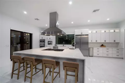 Kitchen - 20307 74th Ave E, Bradenton, FL 34202 photo 1 of 13